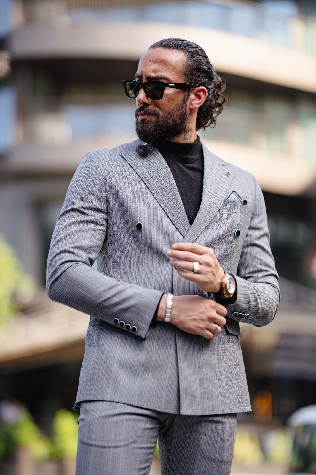 TAILORS MENS SUITS