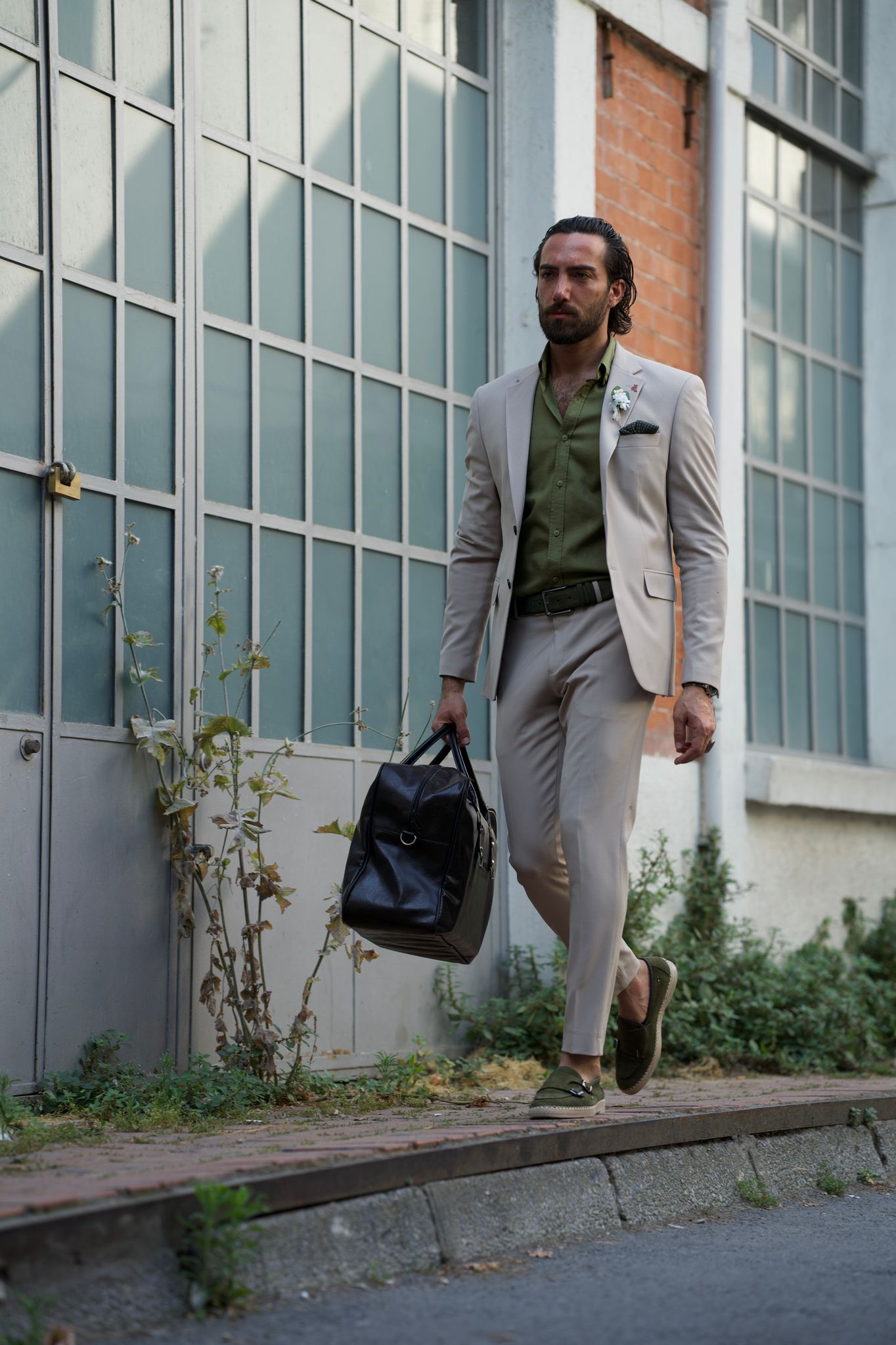 Slim-fit 2-piece Beige suit